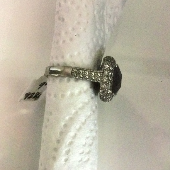 , 925 Sterling silvers Amethysts with CZ pavé setting ring.Rhodium plated 14kt - Picture 2 of 6